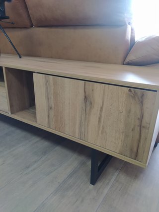 Mesa TV madera y metal