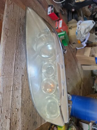 Faro delantero izquierdo Mazda 6