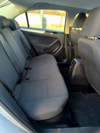 Volkswagen Jetta 2012