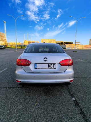 Volkswagen Jetta 2012