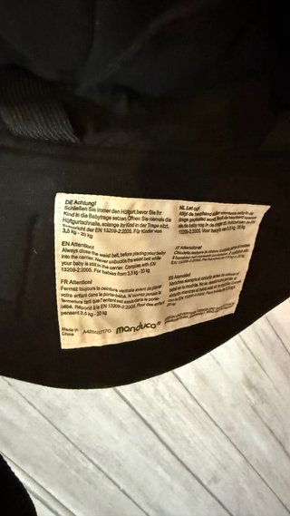 Mochila Portabebés Manduca Negra