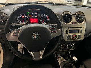Alfa Romeo MiTo 1.4 105CV Multi-Air Distinctive
