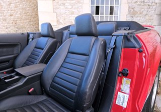 FORD MUSTANG CABRIO V8 DE COLECCION !!!