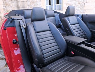 FORD MUSTANG CABRIO V8 DE COLECCION !!!