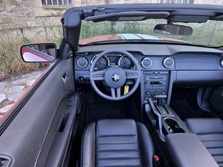 FORD MUSTANG CABRIO V8 DE COLECCION !!!