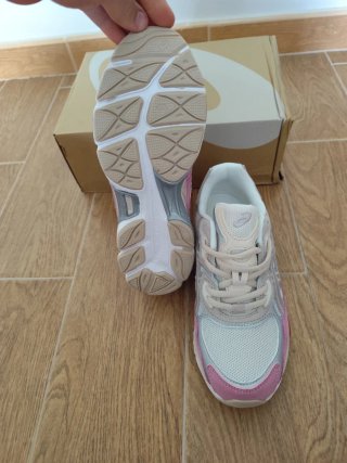 Zapatillas Asics Gel NYC Beige/Rosa