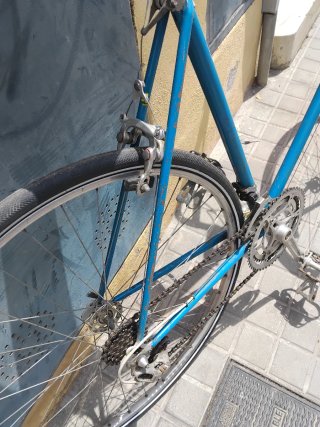 Bicicleta carretera retro azul