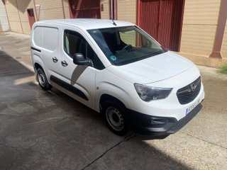Opel Combo 3 plazas furgón 100cv 2020