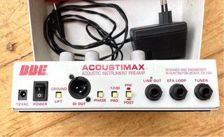 BBE Acoustimax - Preamp para Instrumentos Acústico