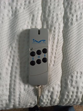 Cama articulada eléctrica con colchón