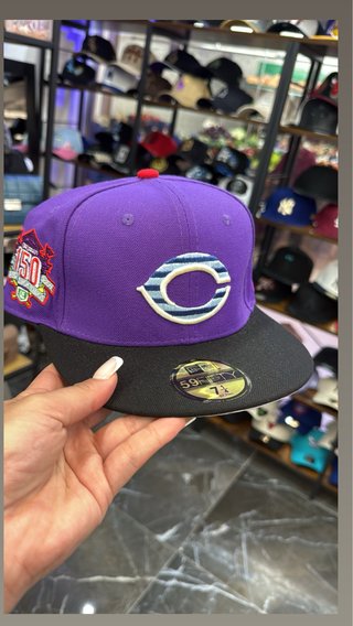 Gorra New Era Morada y Negra
