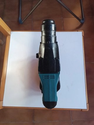 TALADRO MAKITA PERCUTOR DHR171
