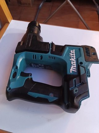 TALADRO MAKITA PERCUTOR DHR171