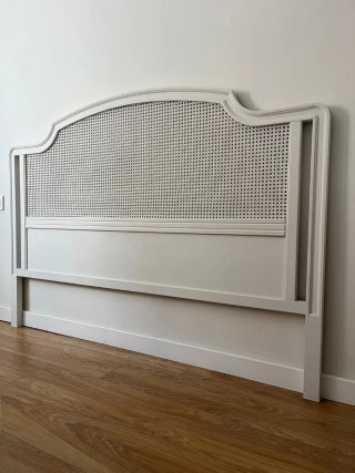 Cabecero blanco roto mate ratán y madera 160x112