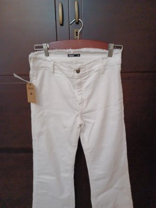 Pantalones vaqueros blancos NOON sin estrenar