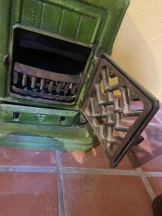 Estufa antigua carbón Art Decó verde