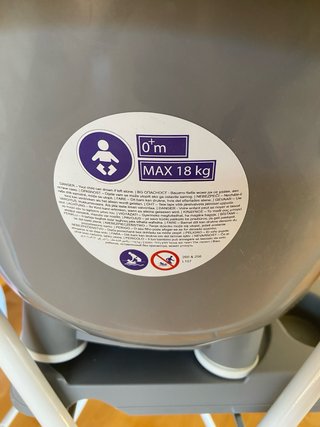 Bañera marca bebejou para bebé con soporte