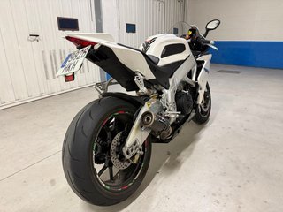 Aprilia RSV4
