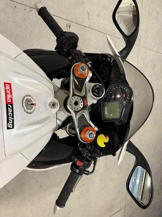 Aprilia RSV4