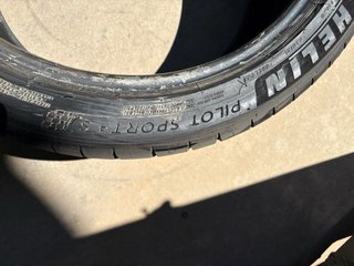 Neumáticos 275/35R19 100Y Michelin