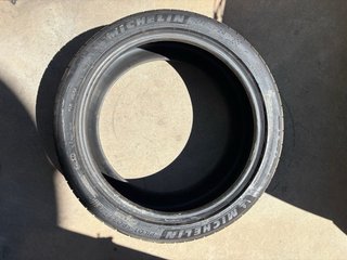 Neumáticos 275/35R19 100Y Michelin