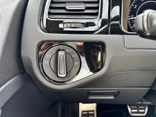 Volkswagen Golf GTI mk7,5 230cv DSG