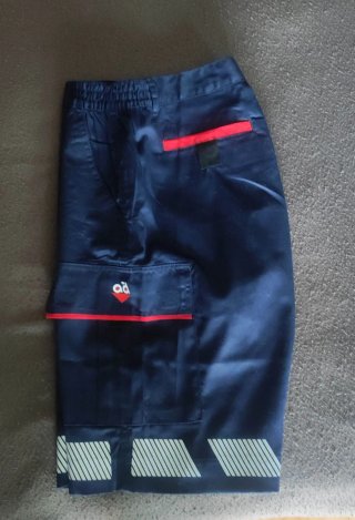 Pantalones trabajo y mochila