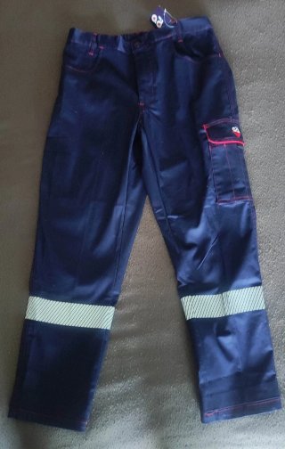 Pantalones trabajo y mochila