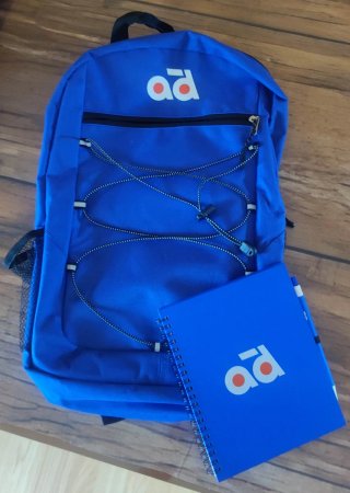 Pantalones trabajo y mochila