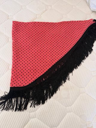 Manton Flamenco Niña Rojo Lunares Negros