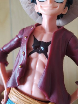 Figure One Piece Luffy