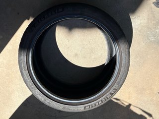 Neumáticos Michelin 305/30R19 102Y