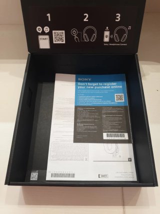 Auriculares Sony ULT WEAR Caja Negra Multicolor
