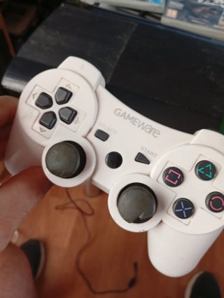 PlayStation 3 + 3 juegos + 1 mando