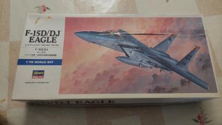 MAQUETA AVION MILITAR