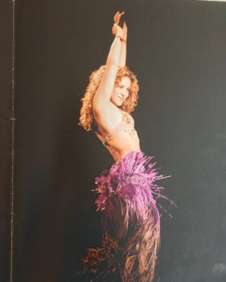 Shakira - Oral Fixation TOUR - Libro+DVD+CD.