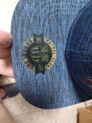Gorra FC Barcelona Plana Azul y Dorada