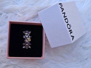 Anillo Pandora Herbario y Abeja Morado Dorado