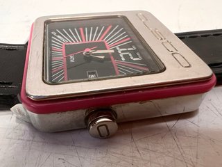 Reloj Custo Barcelona Negro y Rosa