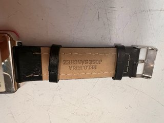 Reloj Custo Barcelona Negro y Rosa
