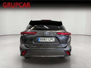 Toyota Highlander Hybrid Advance