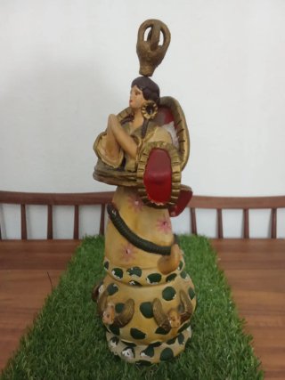 Figurado de Estremoz - Figura assinada J.Moreira