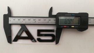 EMBLEMA LOGO TRASERO AUDI A5 NEGRO