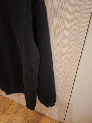 Sudadera negra hombre sin capucha