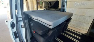 Ford Tourneo Custom 2025