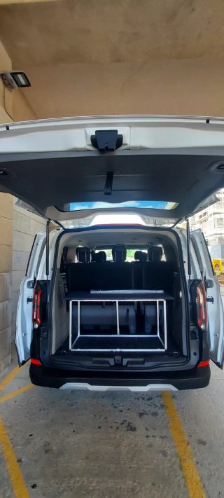 Ford Tourneo Custom 2025