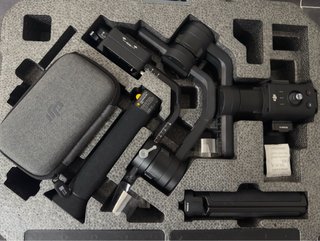 Stabilizzatore DJI Ronin-S per fotocamere DSLR