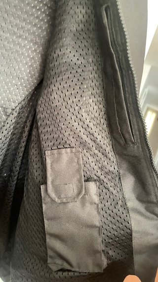 Chaqueta de moto de verano con protecciones