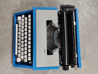 Máquina de escribir Olivetti Lettera 31