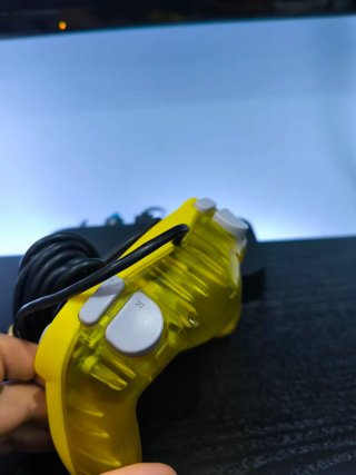 Mando Nintendo Switch Amarillo Pikachu